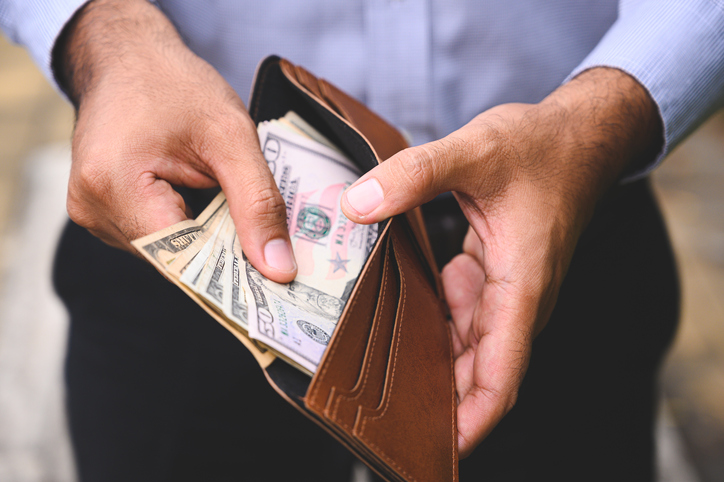 how much to tip movers